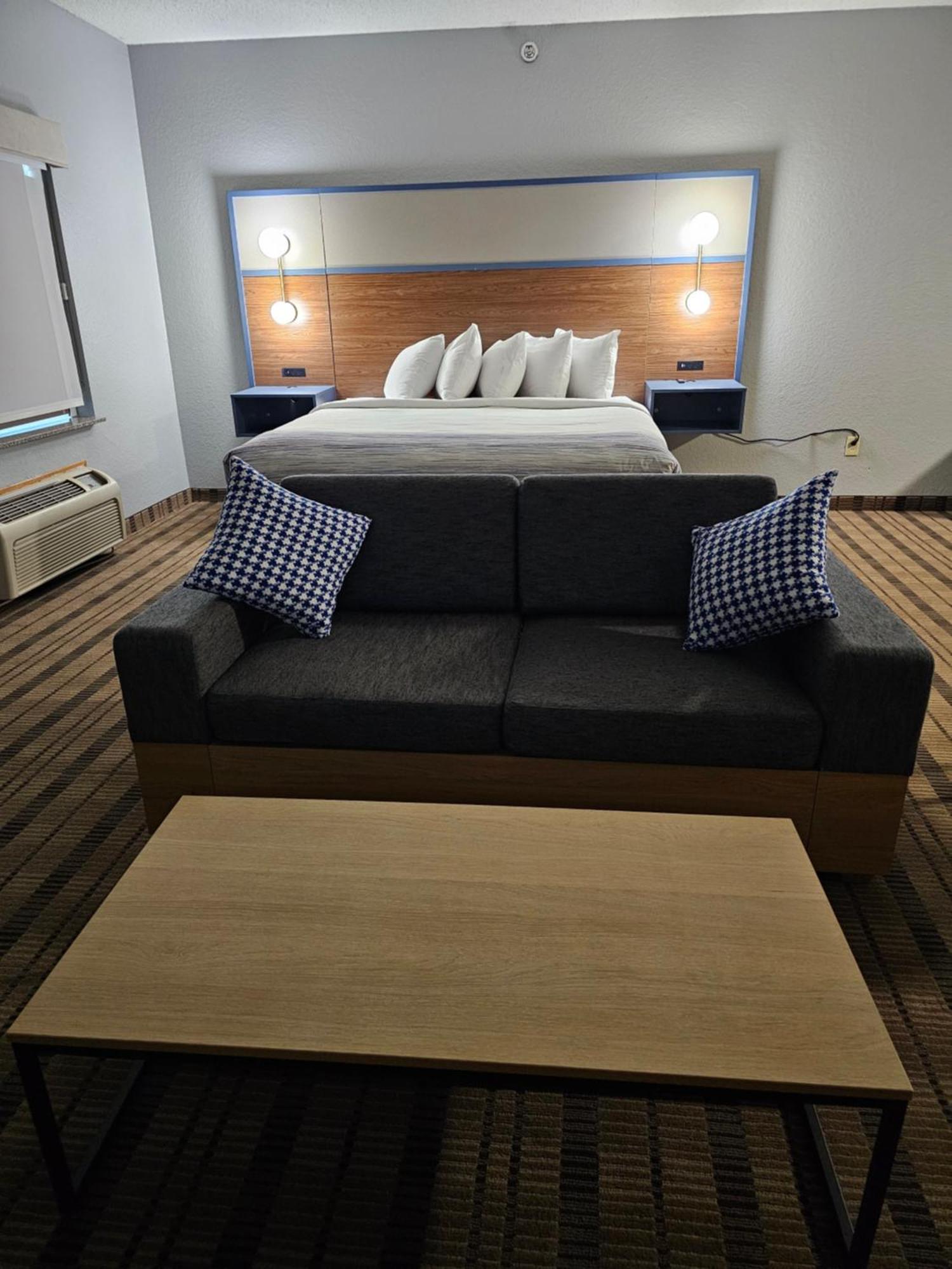 Pioneer Inn & Suites Grinnell Ngoại thất bức ảnh