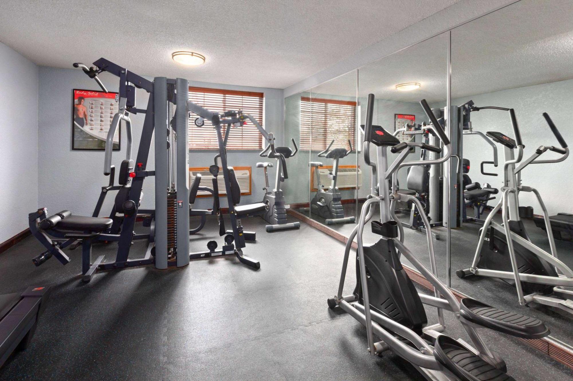Pioneer Inn & Suites Grinnell Ngoại thất bức ảnh